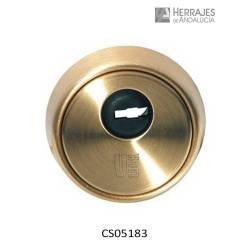 Escudo cerrado de seguridad latón satinado 62 mm – Herrajes de Andalucía