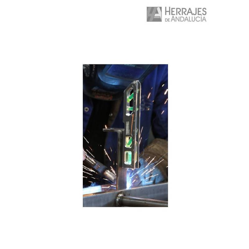 Nivel torpedo 23 cm ToughBuilt magnético | Herrajes de Andalucía