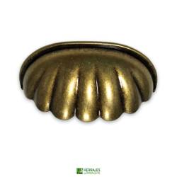 TIRADOR CONCHA PARA MUEBLES.ACABADO CUERO VIEJO..78X29MM-64MM