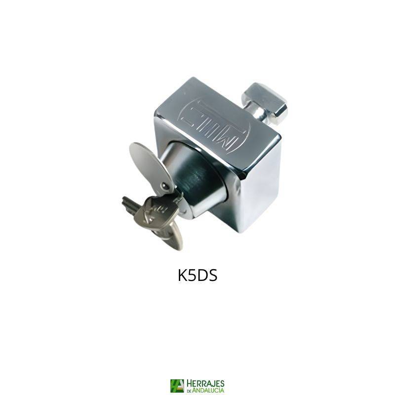 Candado puerta enrollable con llave de puntos | Herrajes de Andalucía