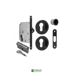 Kit Cierre Puerta Corredera Negro I5 | Herrajes de Andalucía