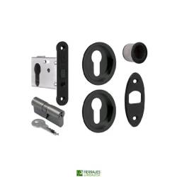 Kit Cierre Corredera 104 Negro | Herrajes de Andalucía